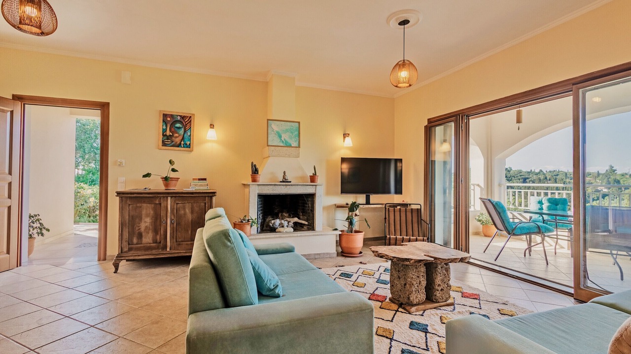 Photo of Livingroom in Afionas