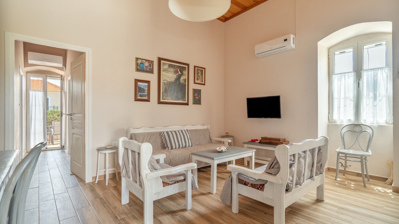 Photo of Livingroom in Parisata