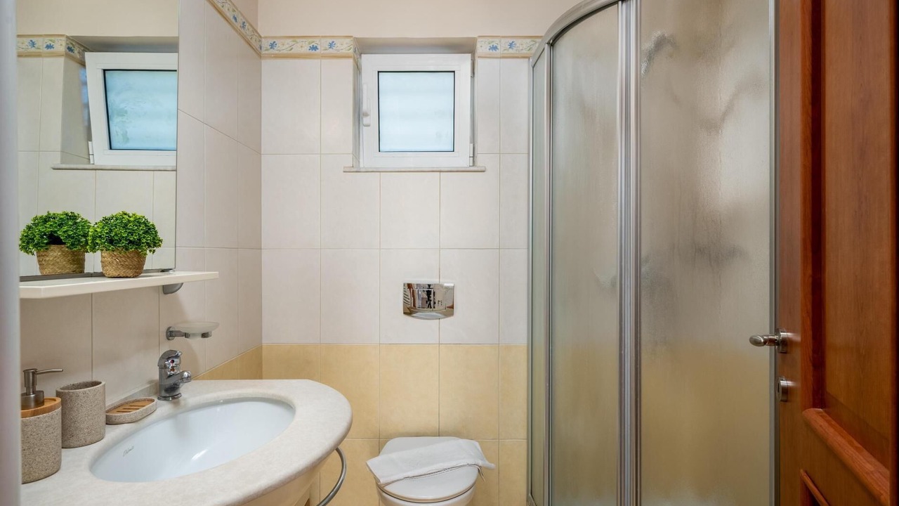 Photo of Bathroom in Kremasti