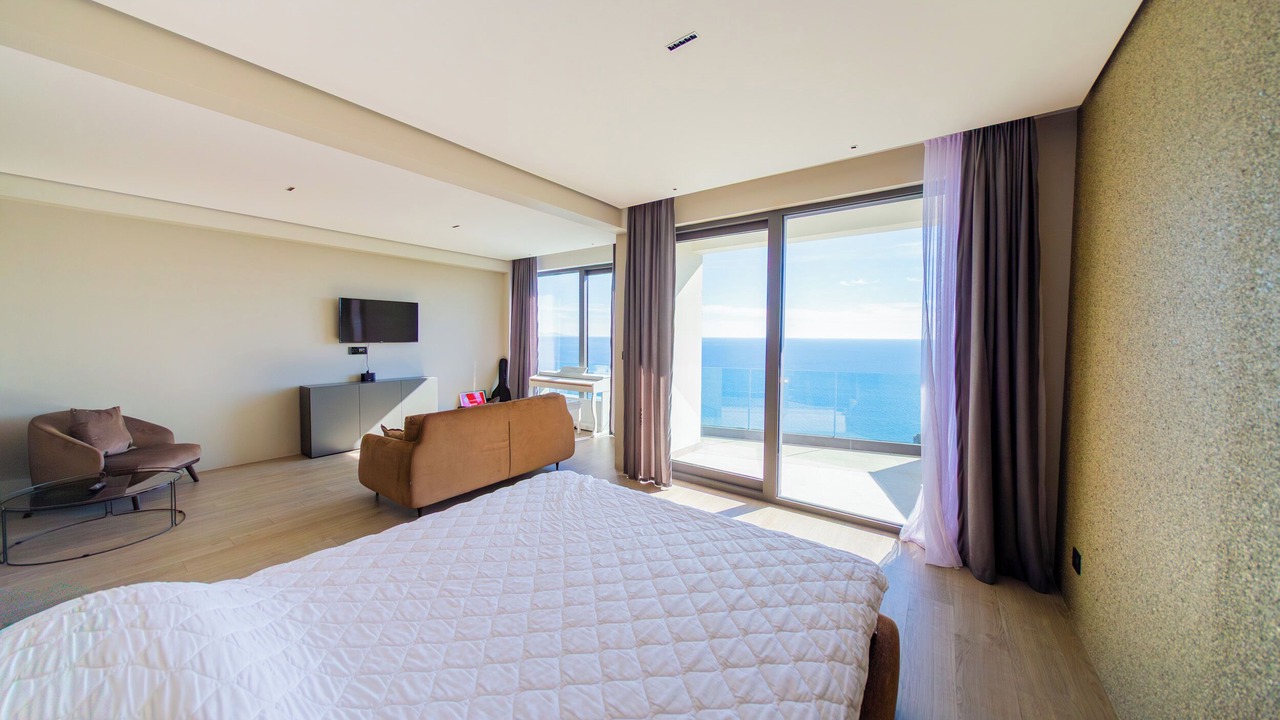 Photo of Bedroom in Maini