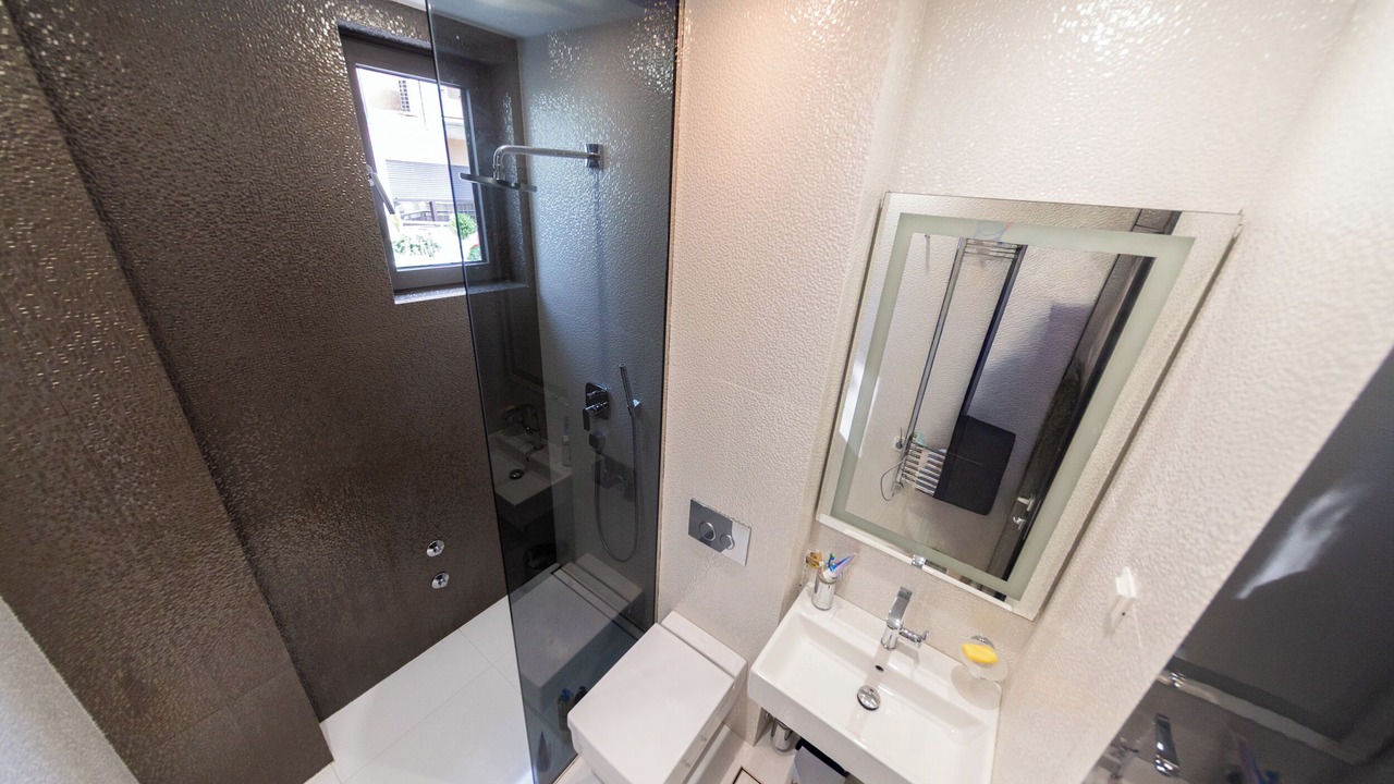 Photo of Bathroom in Maini