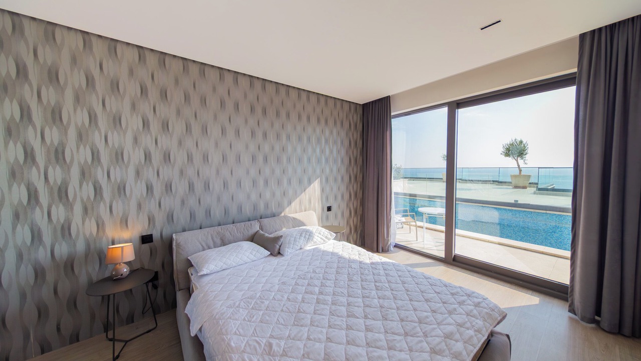 Photo of Bedroom in Maini