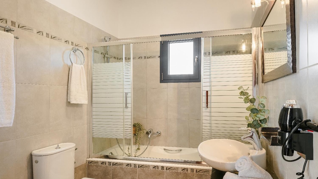 Photo of Bathroom in Karavados