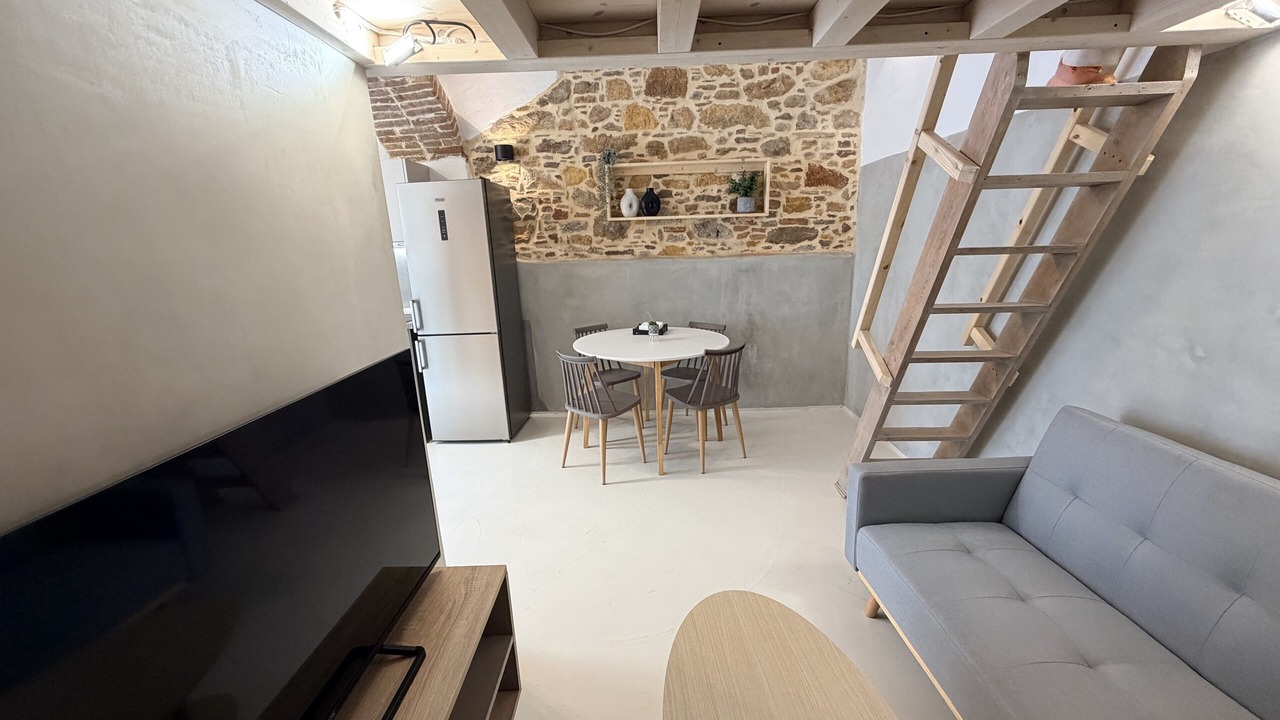 Photo of Livingroom in Chios