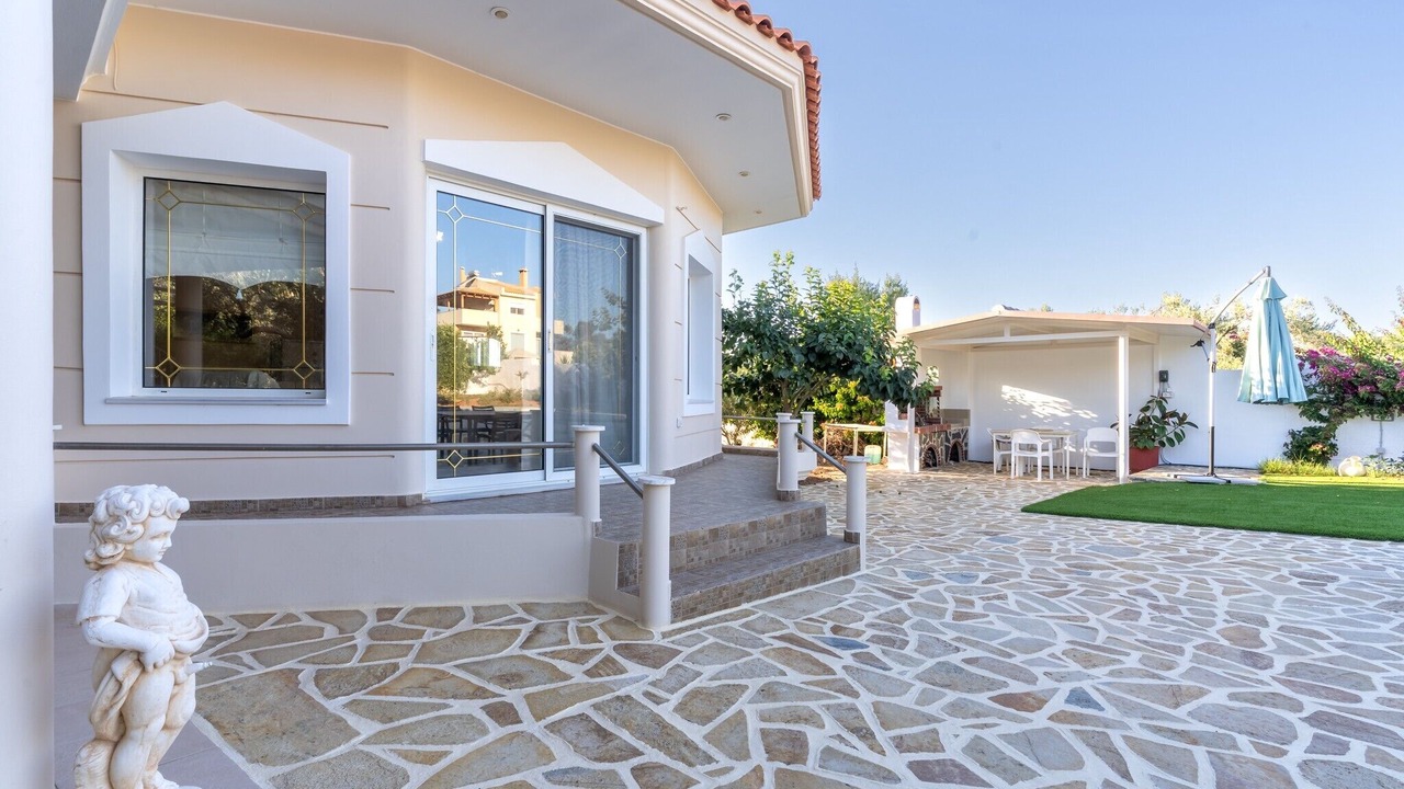 Photo of Patio Balcony in Saronikos