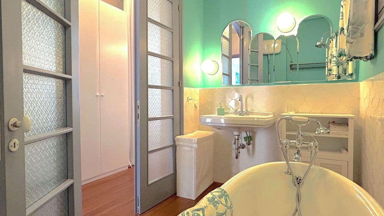 Photo of Bathroom in Piraeus