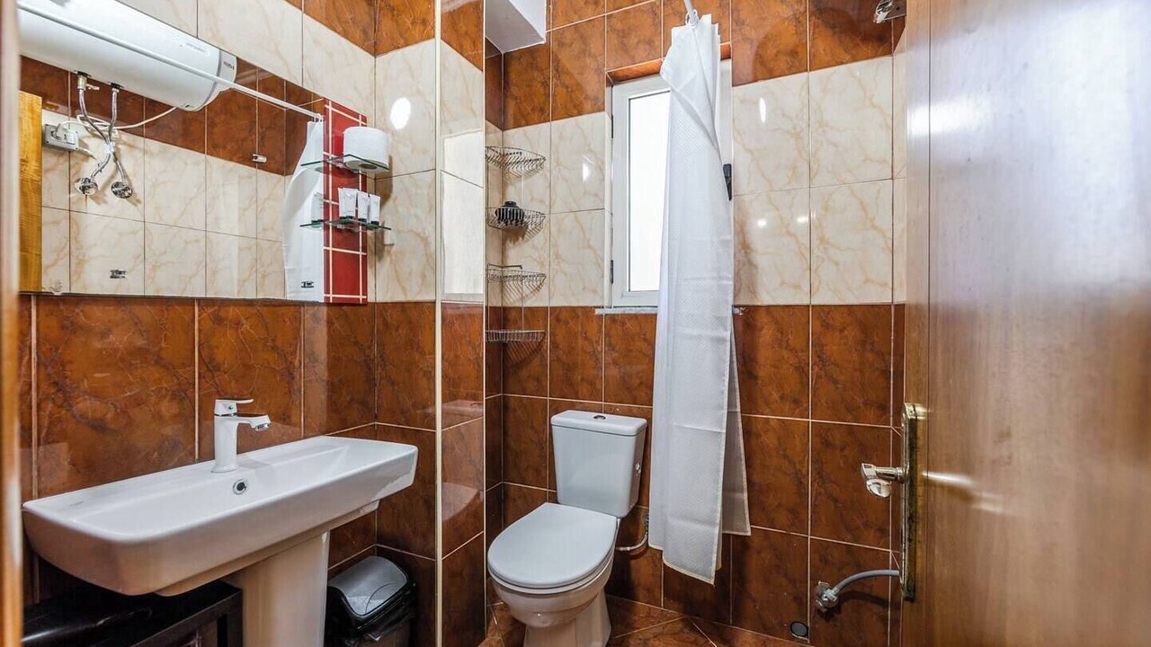 Photo of Bathroom in Golem