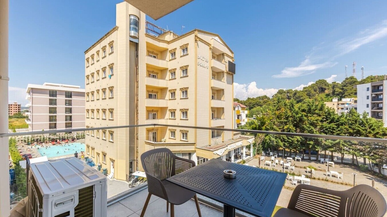 Photo of Patio Balcony in Golem