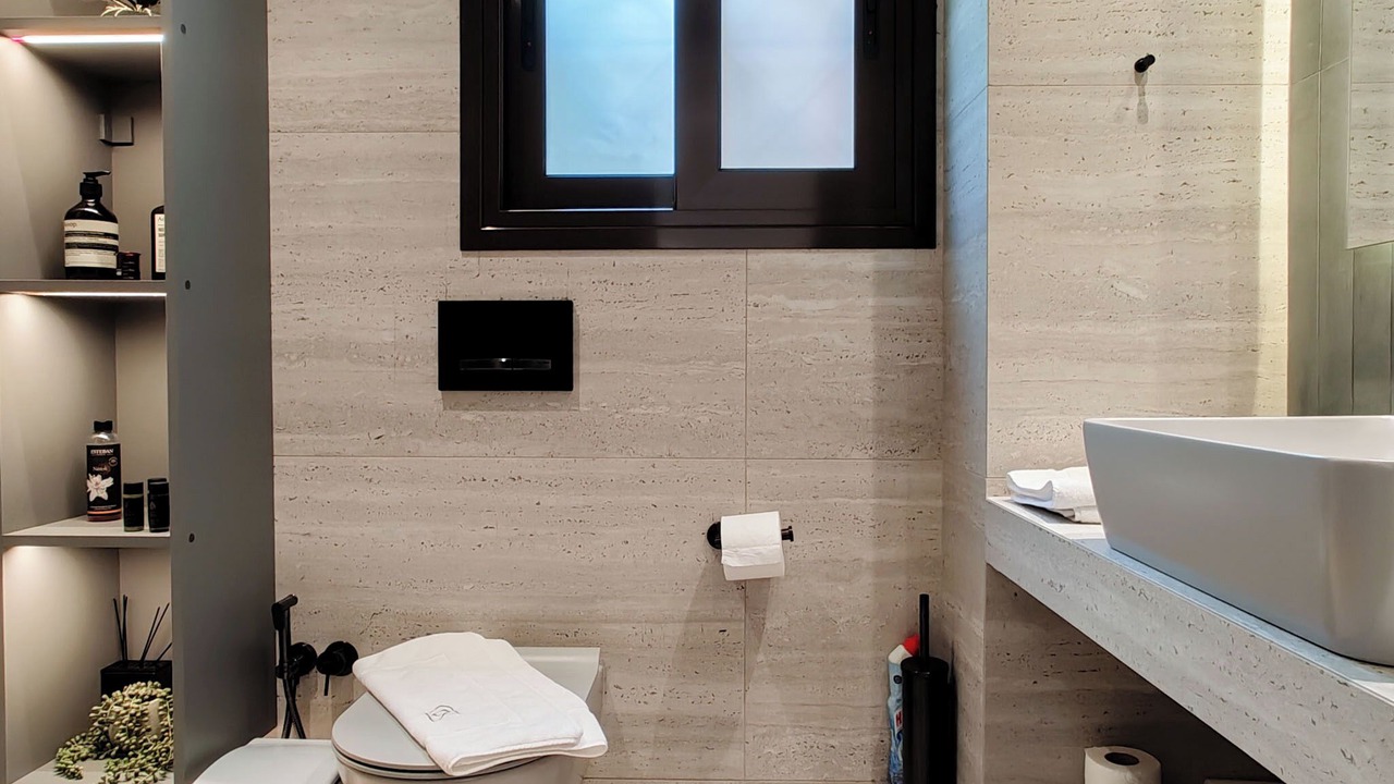 Photo of Bathroom in Voula