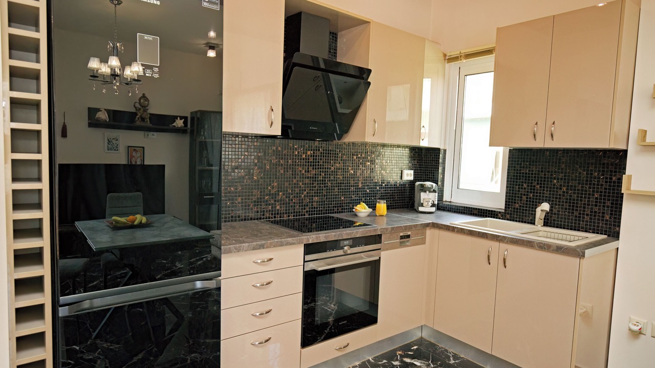 Photo of Kitchen in Varkiza
