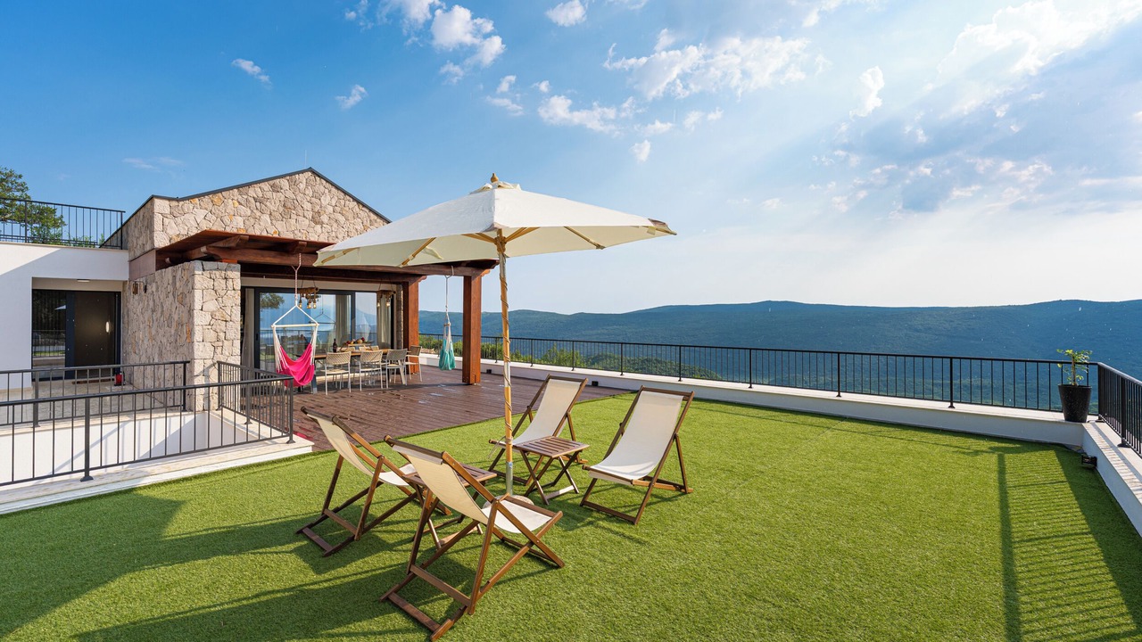 Photo of Patio Balcony in Bratesici