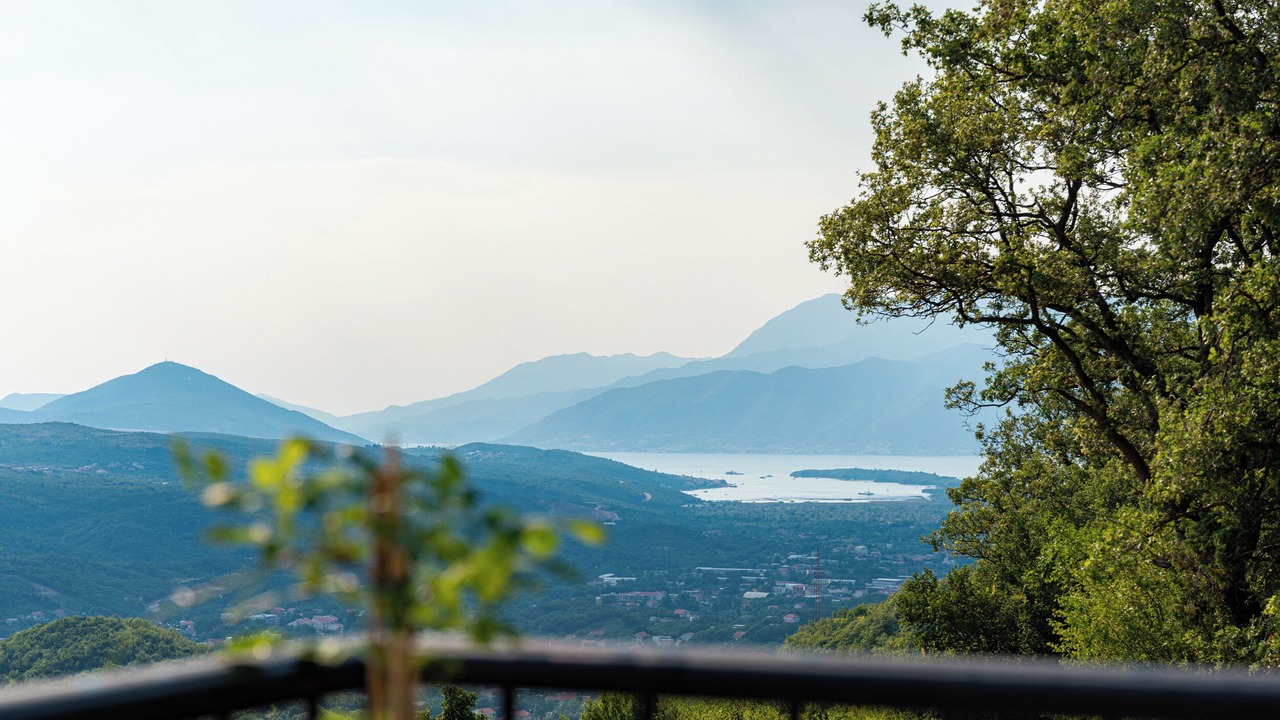 Photo of Outdoor in Bratesici