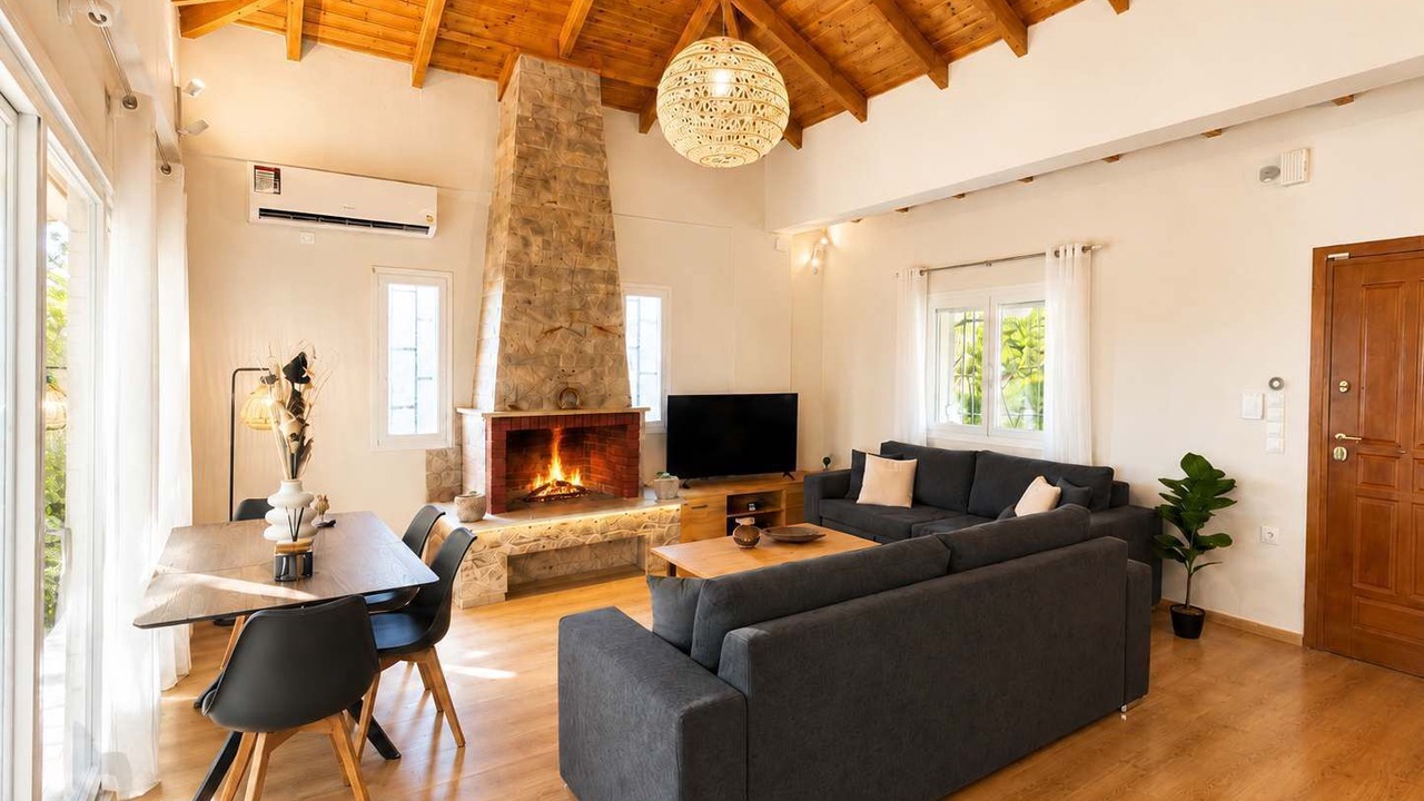 Photo of Bedroom in Assos-Lechaio