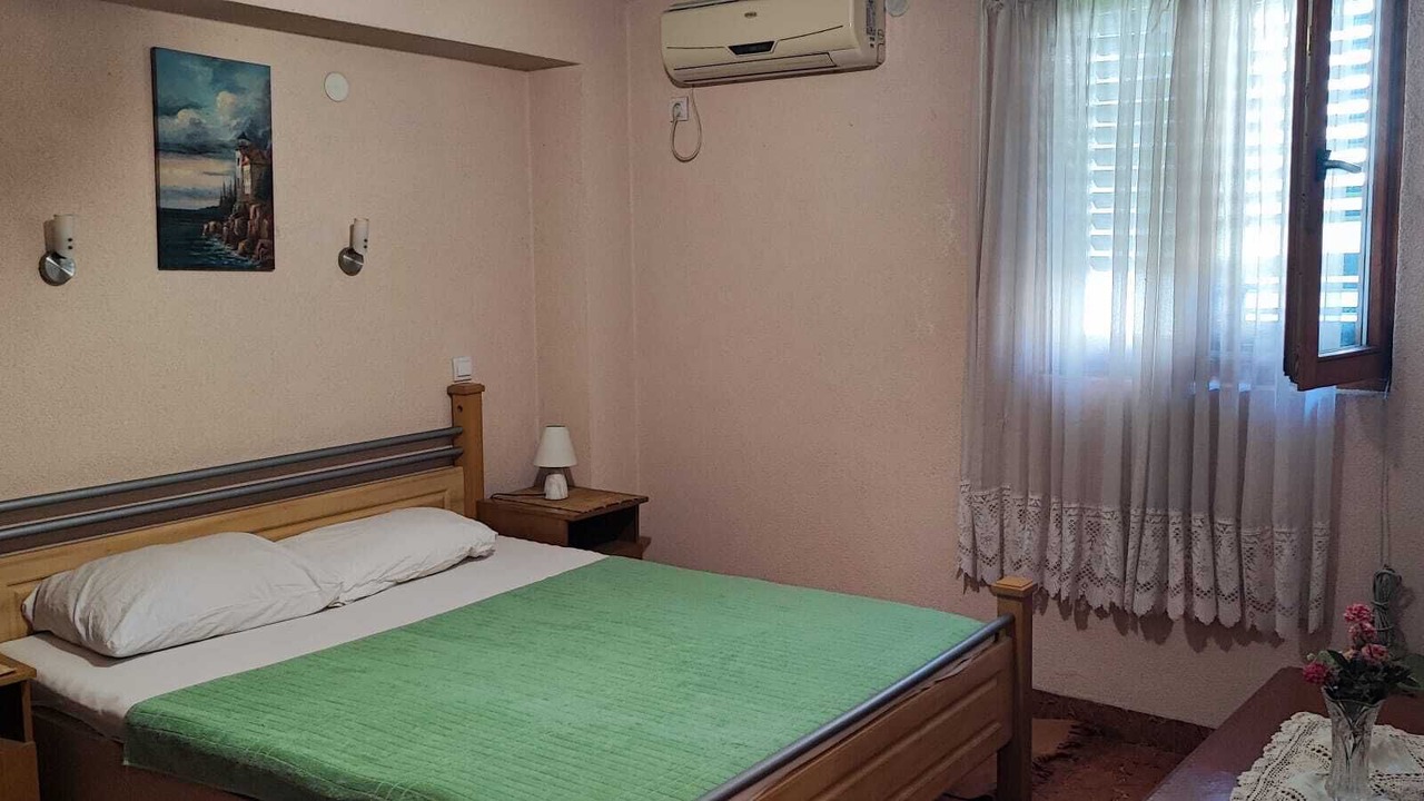 Photo of Bedroom in Kotor
