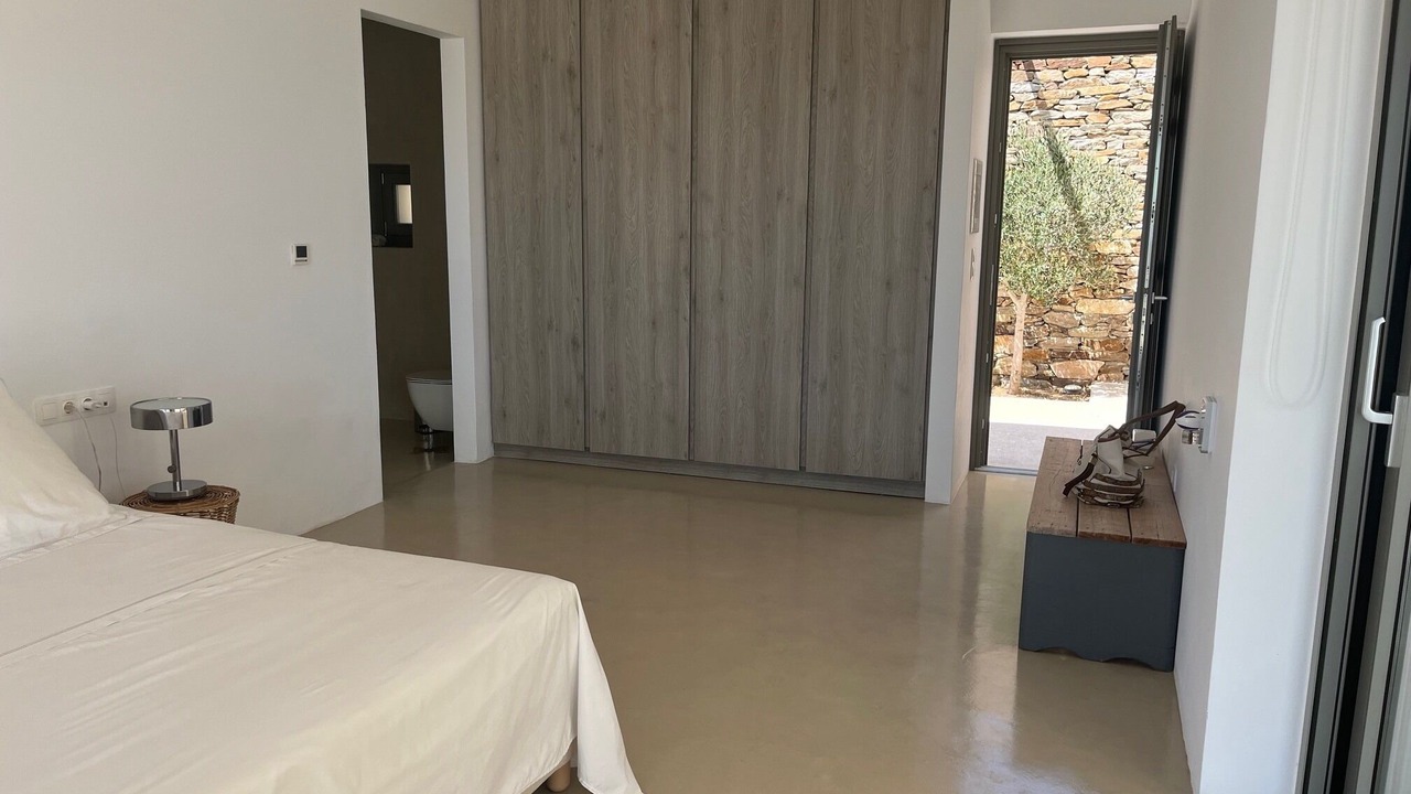 Photo of Bedroom in Ios