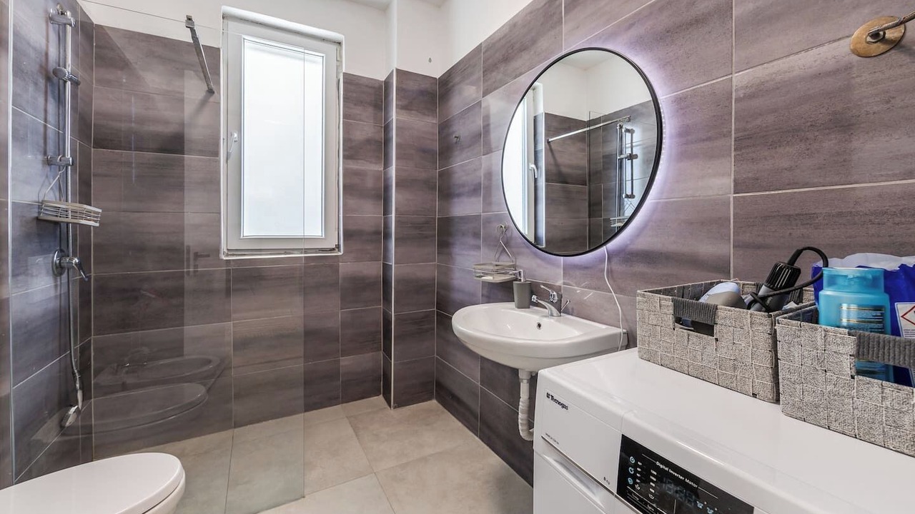 Photo of Bathroom in Sakës