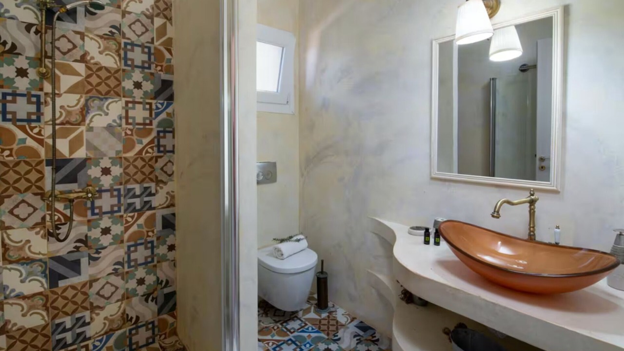 Photo of Bathroom in Mpogdanatika