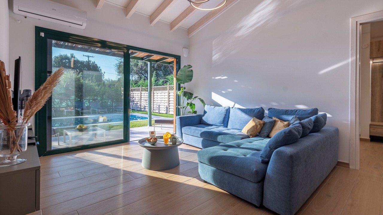 Photo of Livingroom in Acharavi