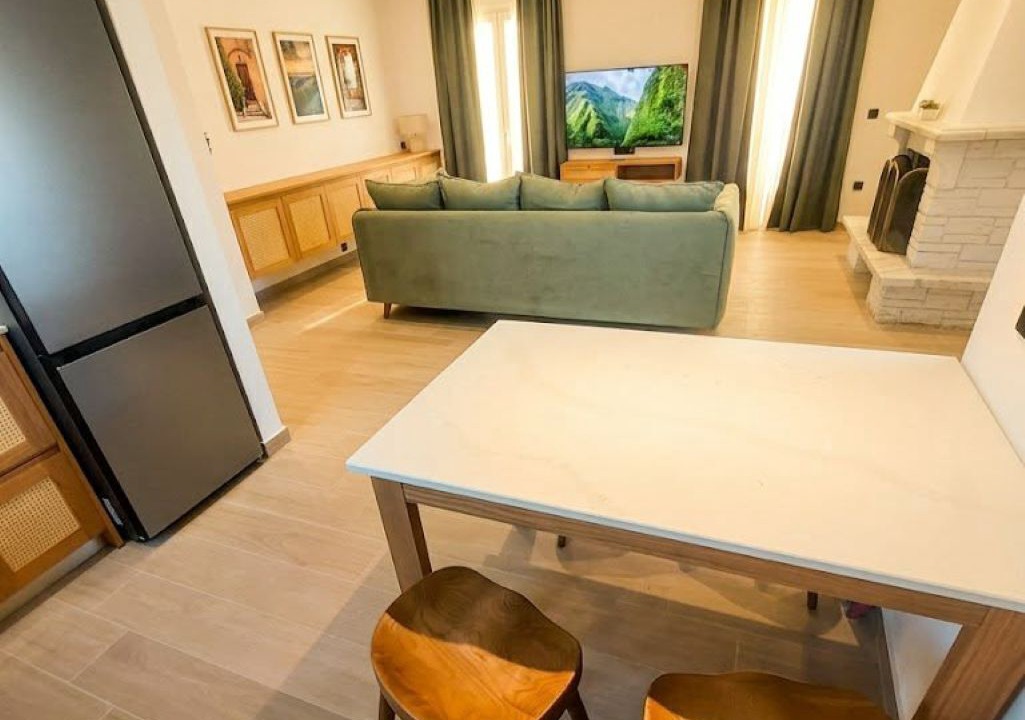 Photo of Livingroom in Peroulion