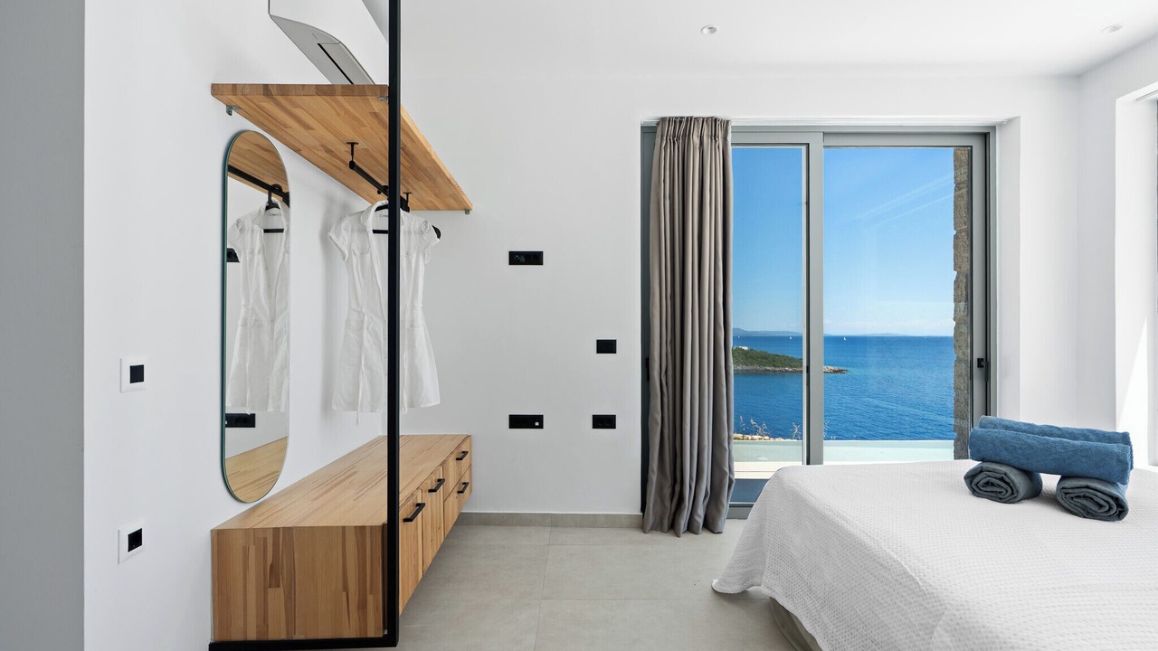 Photo of Bedroom in Evgiros