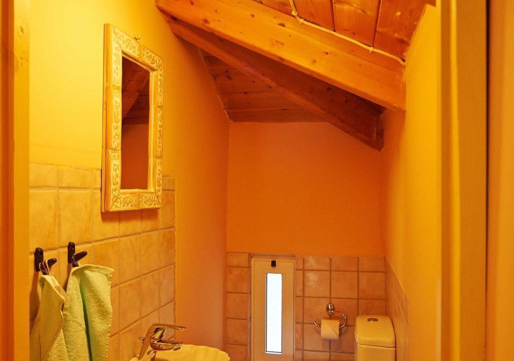 Photo of Bathroom in Marathias