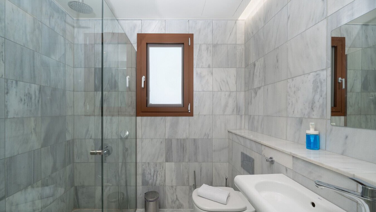 Photo of Bathroom in Exarhia