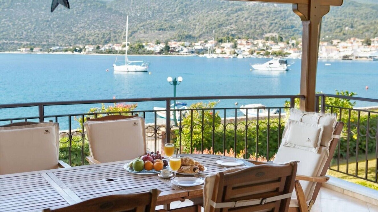 Photo of Outdoor in Korfos