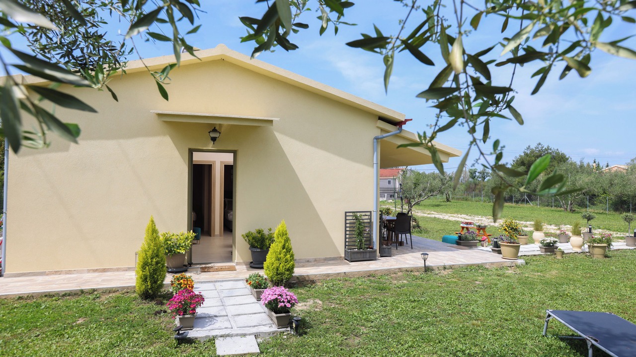 Photo of Patio Balcony in Velonades