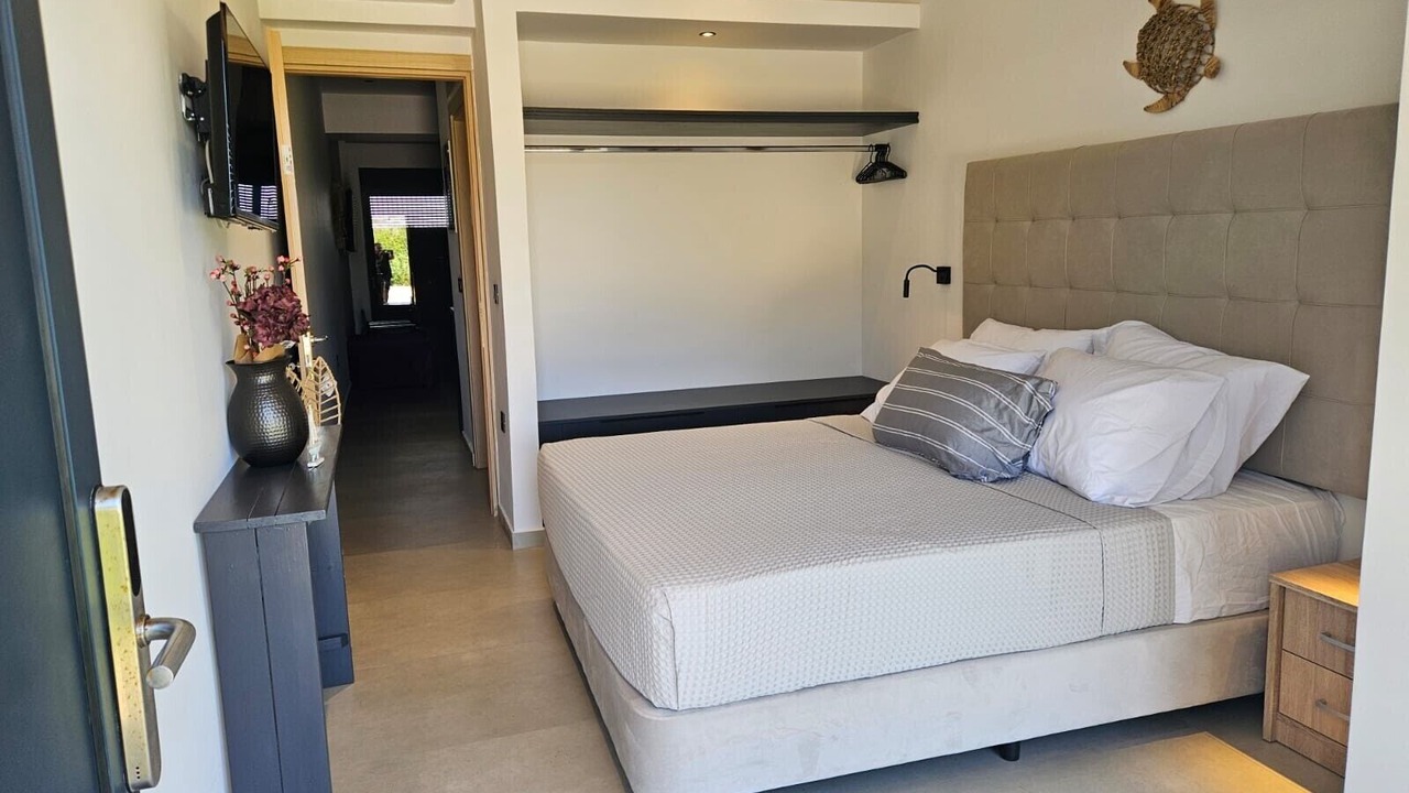 Photo of Bedroom in Lahania