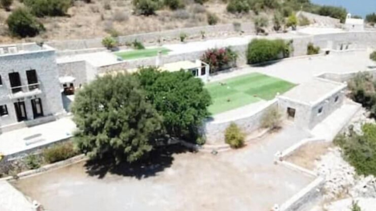 Photo of Outdoor in East Mani