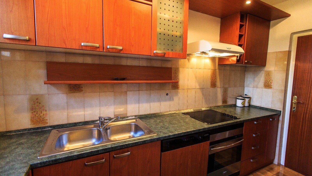 Photo of Kitchen in Burtaisi