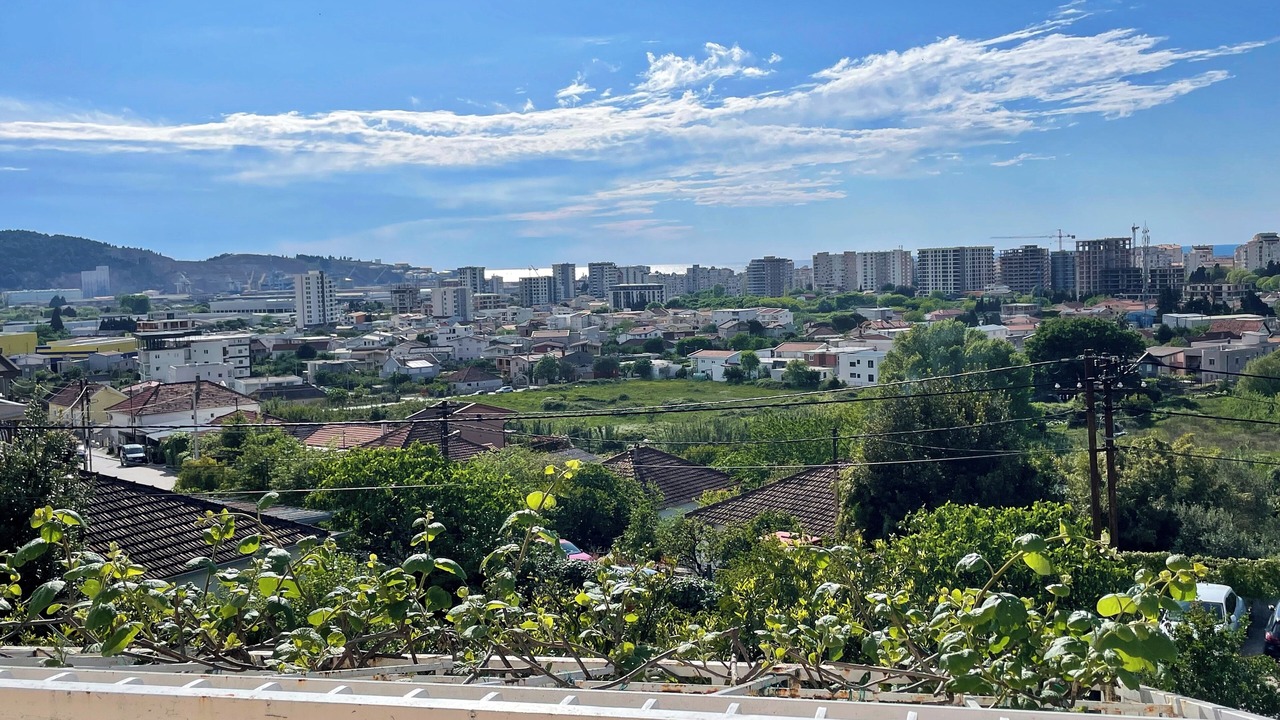 Photo of Outdoor in Burtaisi