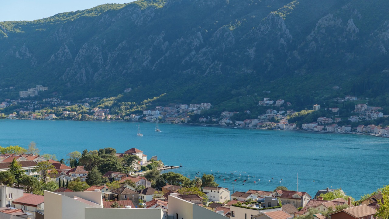 Photo of Others in Kotor