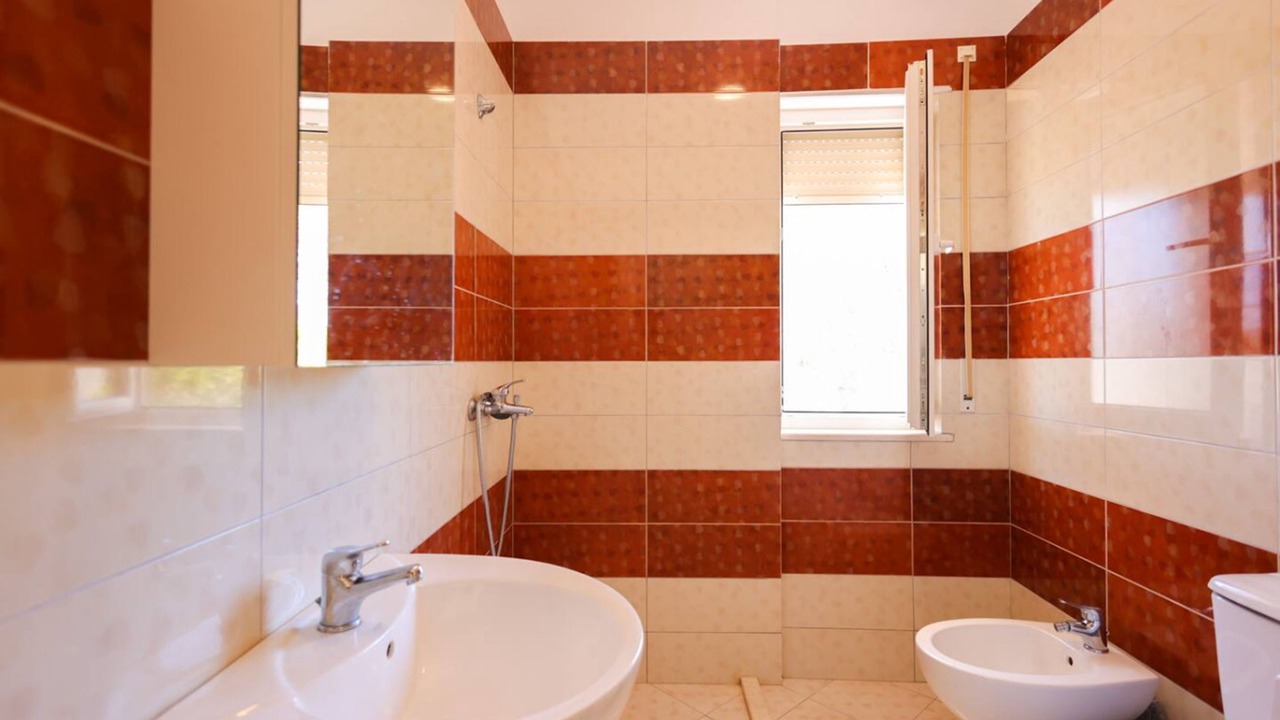 Photo of Bathroom in Ishem