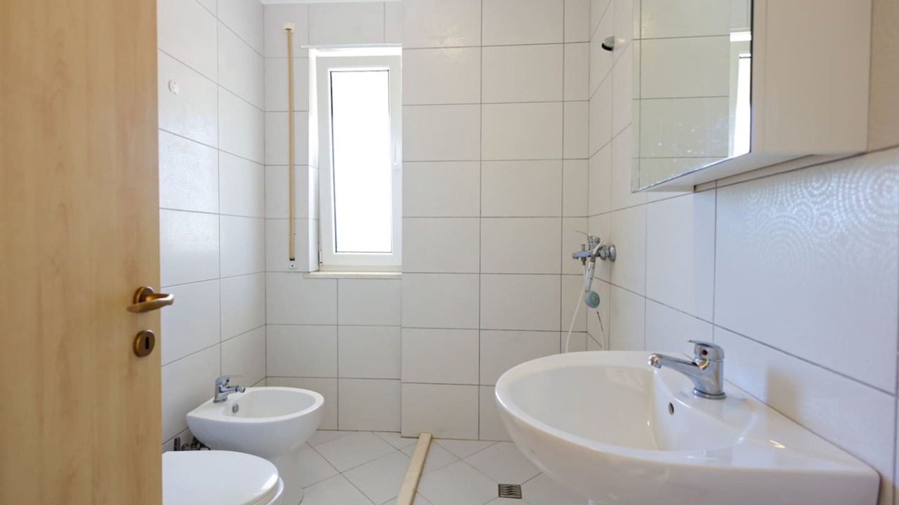 Photo of Bathroom in Ishem