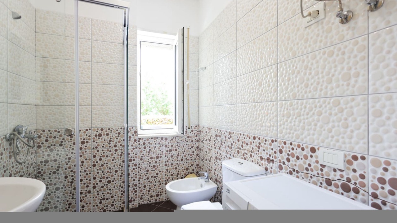 Photo of Bathroom in Ishem