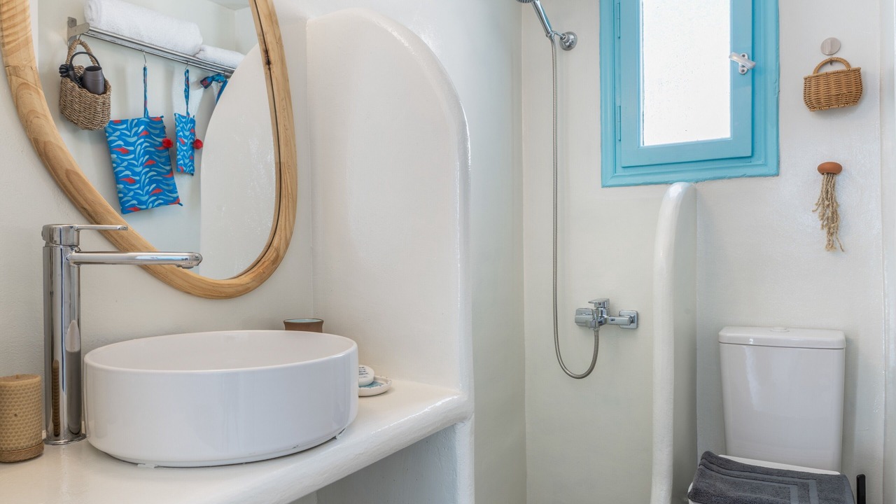Photo of Bathroom in Skala