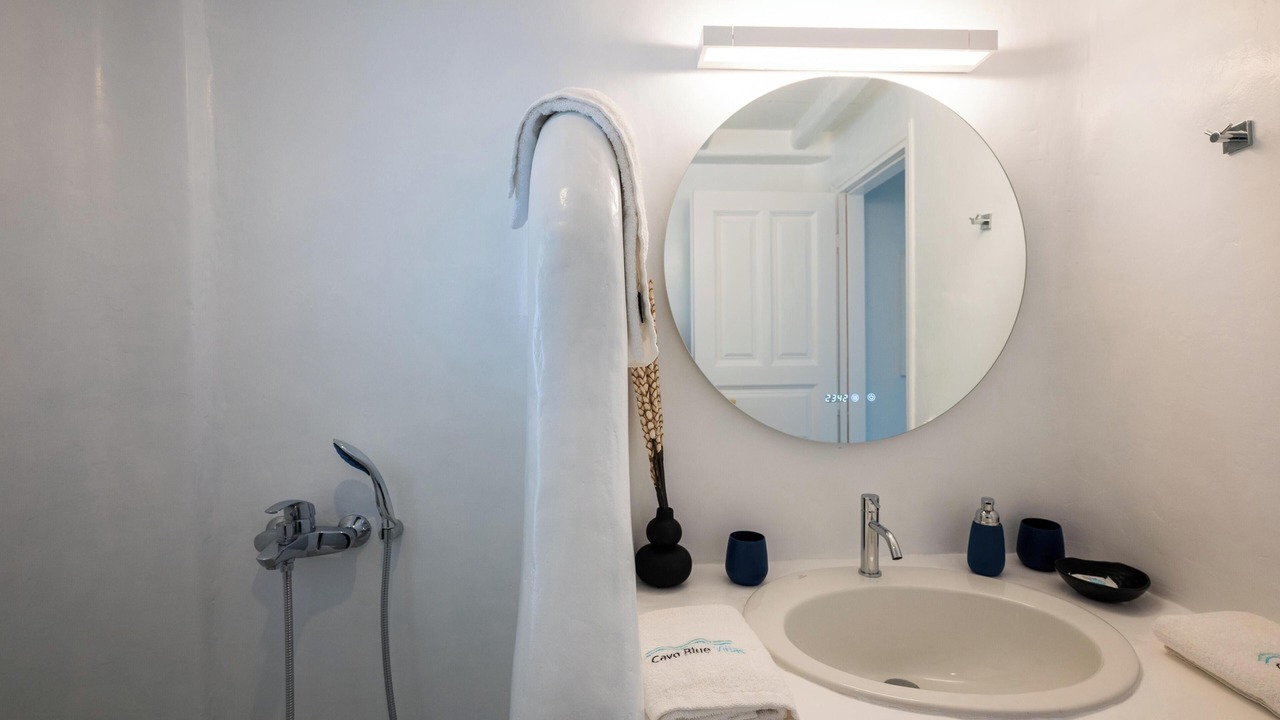 Photo of Bathroom in Elia