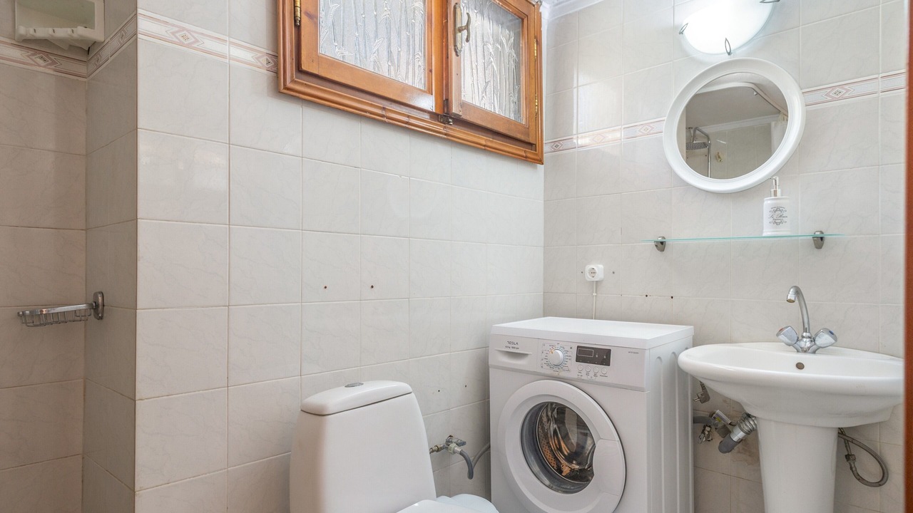 Photo of Bathroom in Sane