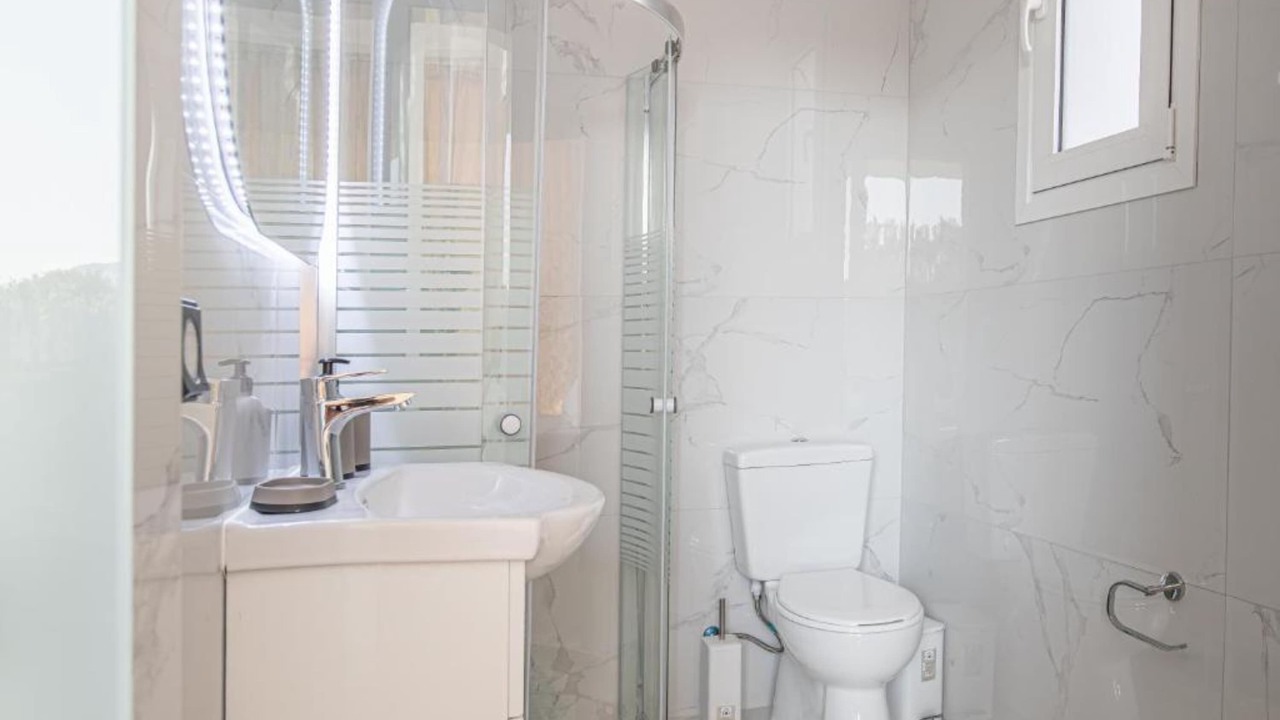 Photo of Bathroom in Haraki