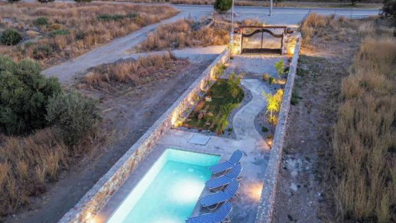 Photo of Outdoor in Haraki