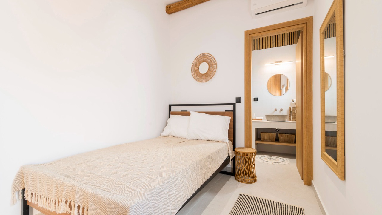 Photo of Bedroom in South Rhodes