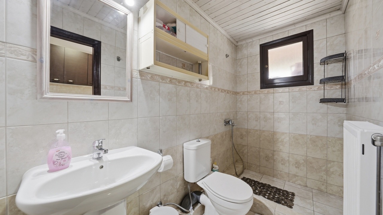 Photo of Bathroom in Molos