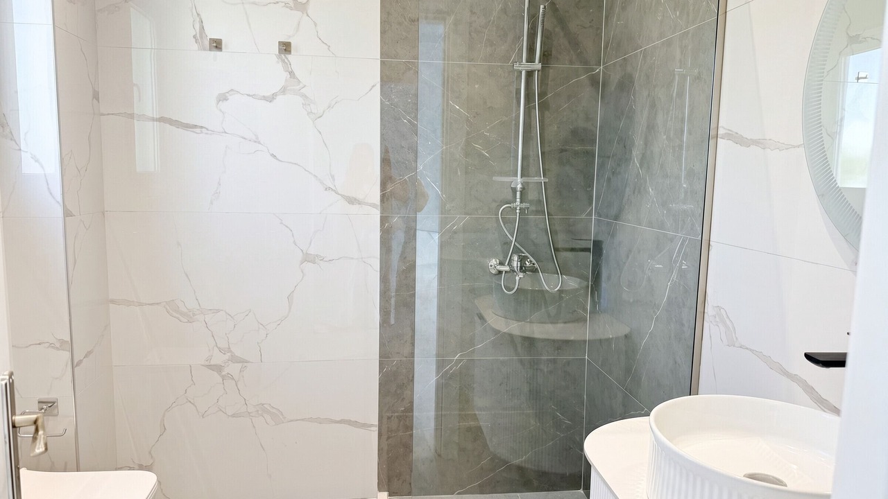Photo of Bathroom in Golem
