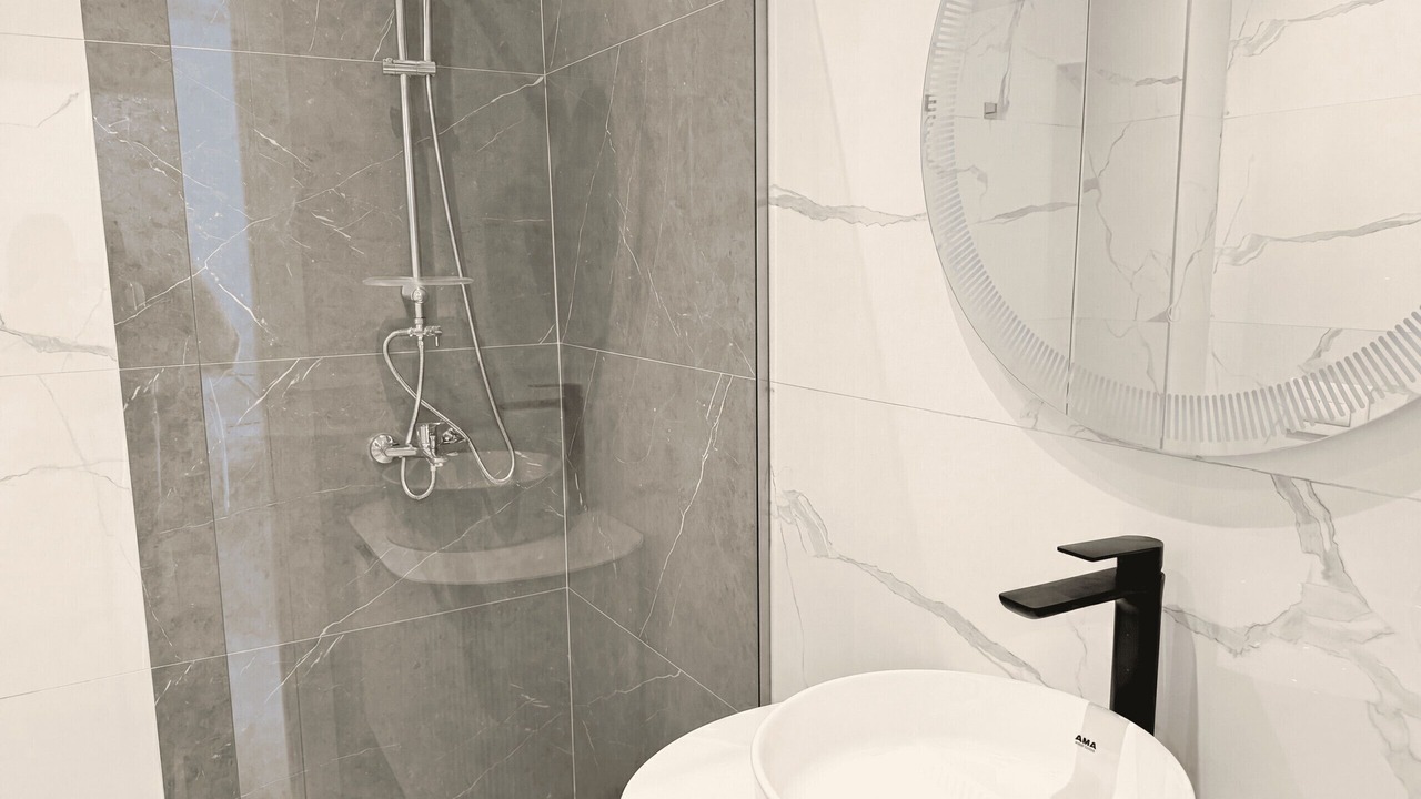 Photo of Bathroom in Golem