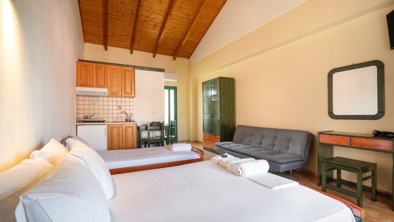 Photo of Bedroom in Kalamitsi