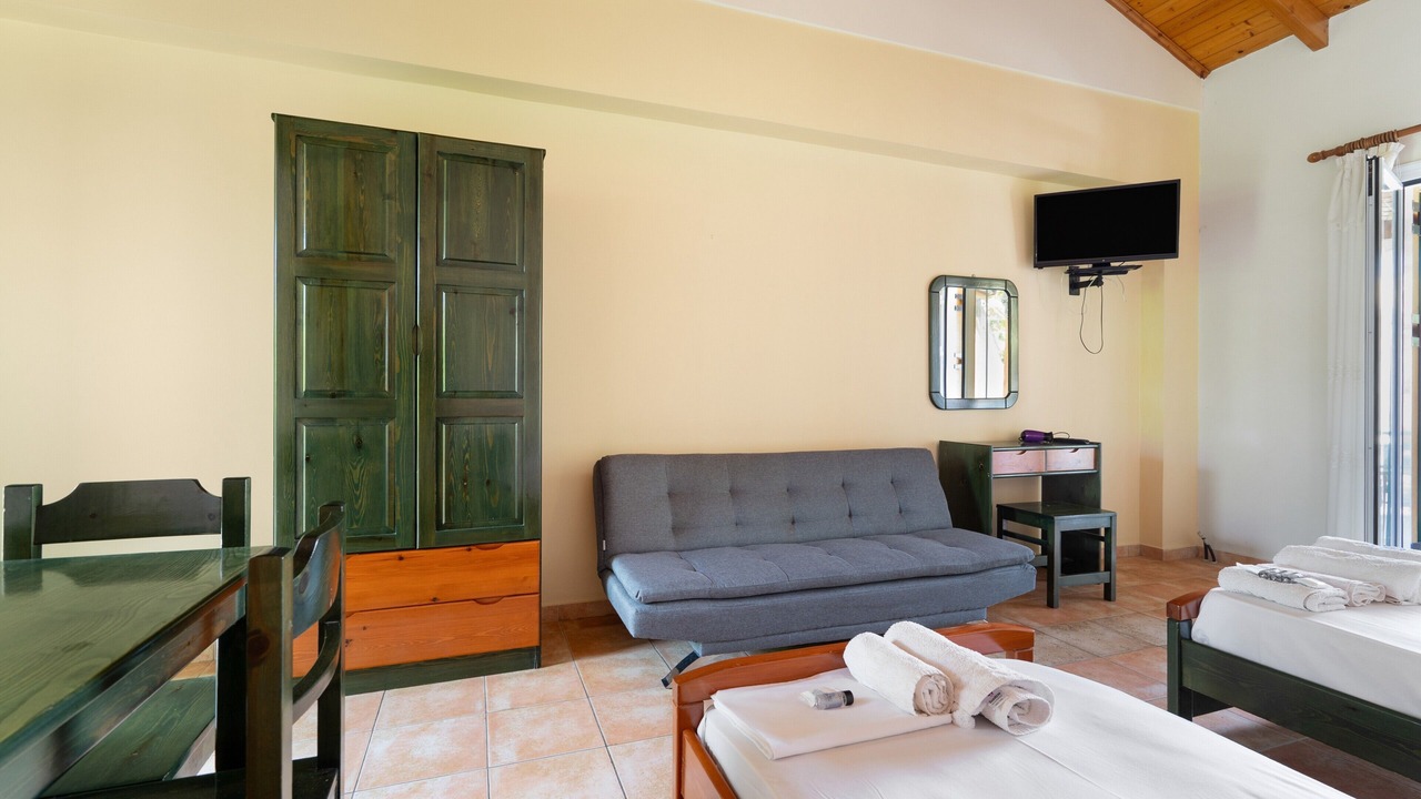 Photo of Bedroom in Kalamitsi