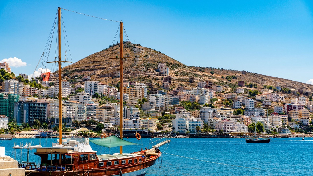 Photo of Others in Sarande