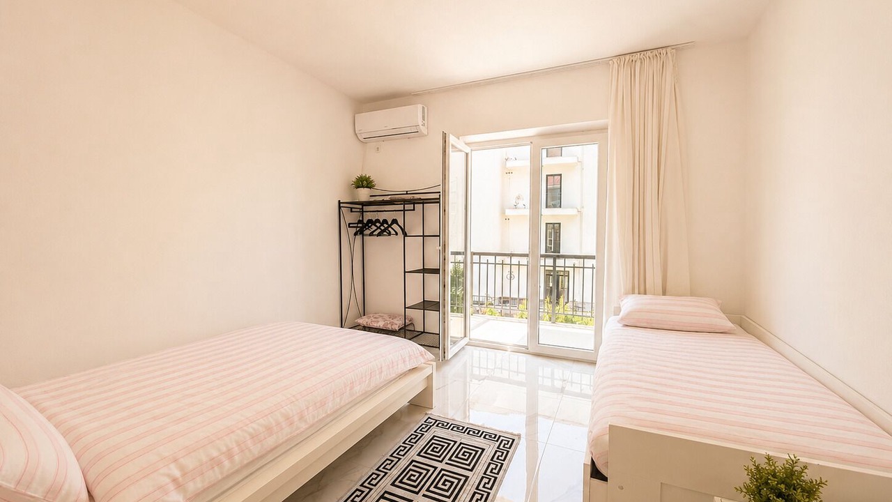 Photo of Bedroom in Podmaine