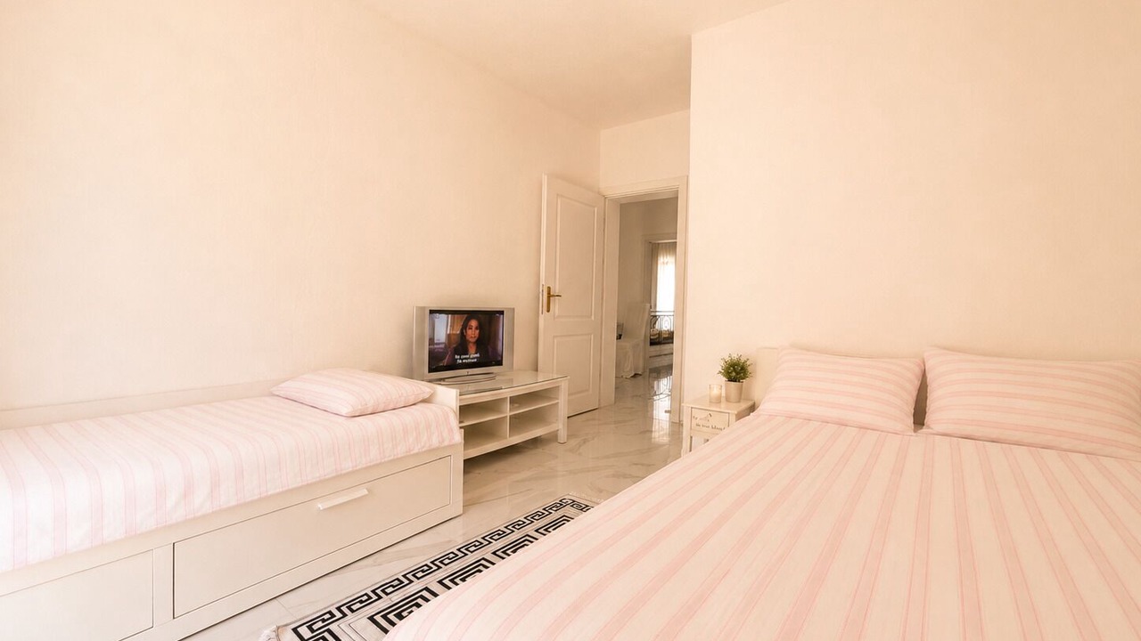 Photo of Bedroom in Podmaine